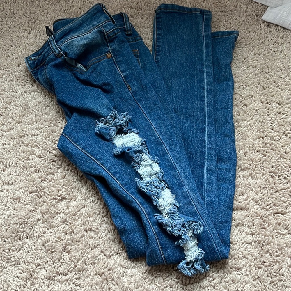 Fashion Nova ripped jeans